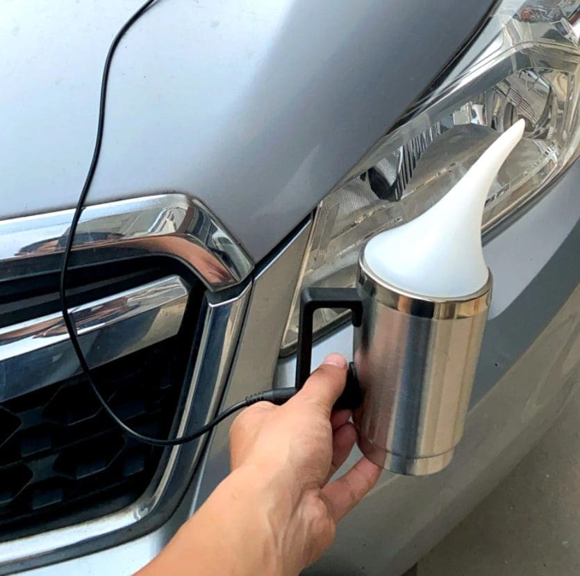 découvrez nos astuces et conseils pour un nettoyage efficace des phares de votre voiture. améliorez votre visibilité sur la route et redonnez à votre véhicule son éclat d'origine avec des méthodes simples et accessibles.