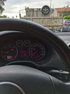 découvrez nos conseils et astuces pour enlever le voyant d'airbag de votre véhicule. apprenez comment identifier la cause du problème et les étapes à suivre pour une réparation efficace et sécurisée.