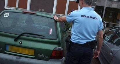 découvrez l'intrigue captivante du 'duo mystérieux', un voyage fascinant à travers des énigmes et des révélations. plongez dans un univers où chaque indice dévoile une nouvelle facette de ces personnages énigmatiques.