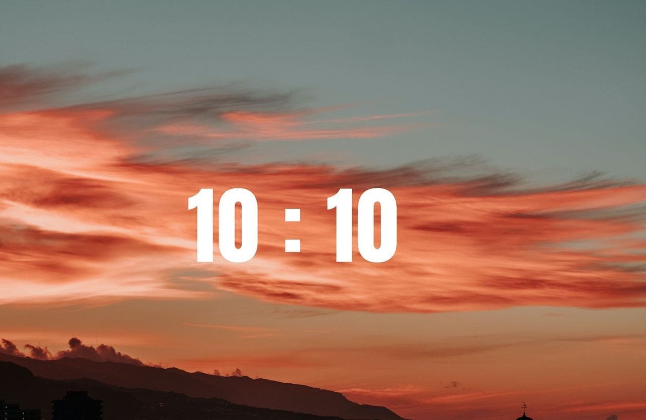 découvrez la signification et l'importance des heures miroirs, en particulier celle de 10h10. explorez les messages spirituels et les influences positives que cette heure pourrait avoir sur votre vie. plongez dans l'univers fascinant des synchronicités et des heures miroirs.