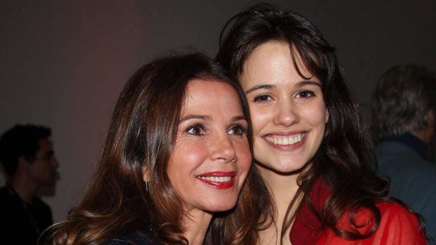 découvrez la réponse de lucie lucas à victoria abril, deux personnalités marquantes du paysage médiatique français. un échange captivant qui met en lumière leurs points de vue respectifs. ne manquez pas cette confrontation d'idées !