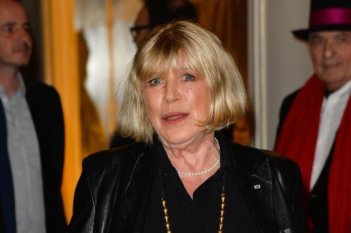 découvrez la vie et l'héritage d'émilor dequenne, une figure marquante de notre époque, dont le décès a laissé une empreinte profonde dans son entourage et la communauté. plongez dans son parcours, ses réalisations et l'impact qu'il a eu sur ceux qui l'ont connu.