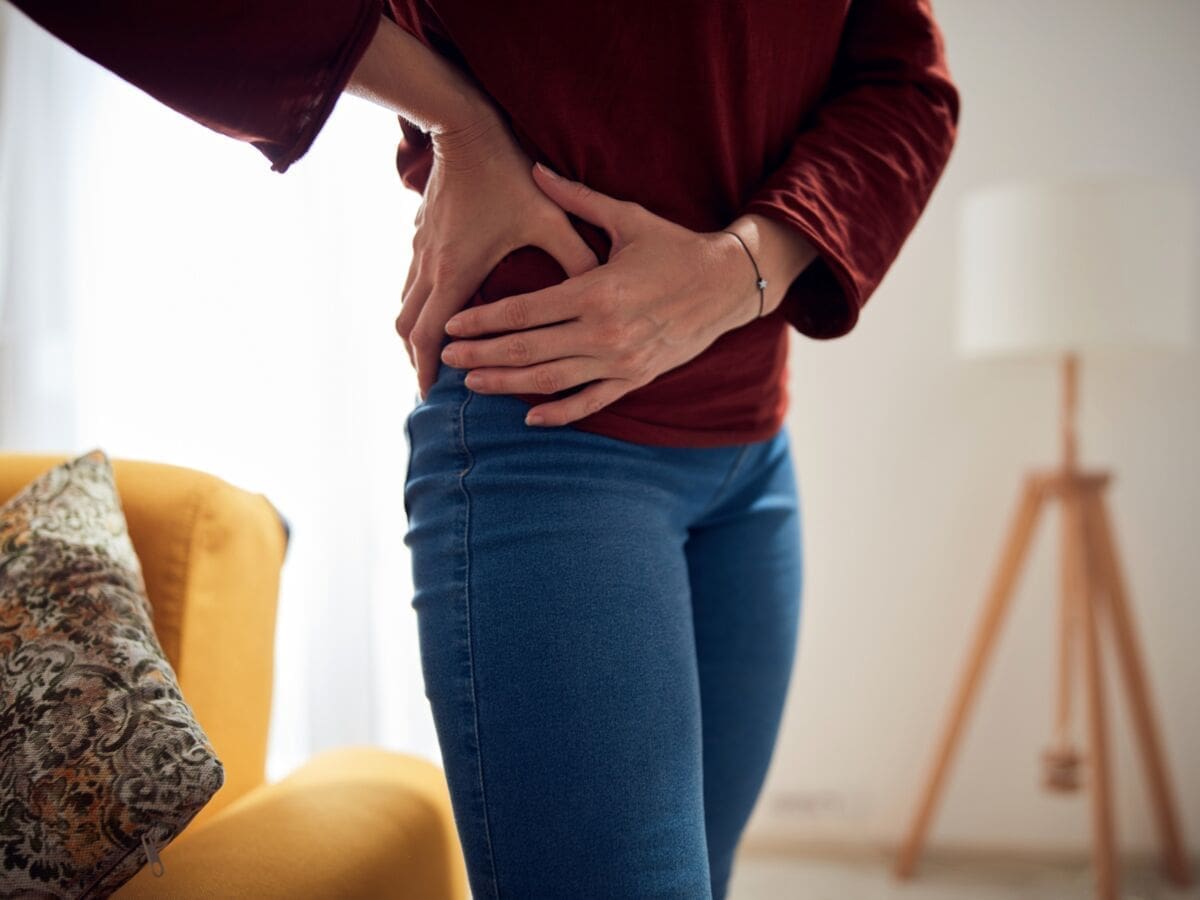 découvrez les causes, symptômes et traitements de la douleur à la hanche gauche. apprenez des conseils pratiques pour soulager l'inconfort et améliorer votre mobilité. consulter un professionnel pour un diagnostic adéquat.