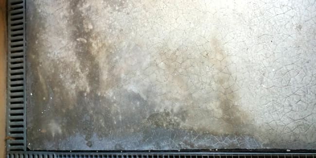 découvrez des astuces pratiques pour un nettoyage efficace de votre terrasse en béton. obtenez des conseils simples et rapides pour redonner éclat et fraîcheur à votre espace extérieur !