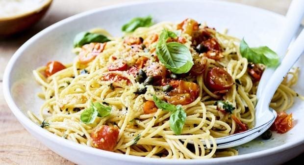 découvrez des recettes printanières délicieuses et fraîches qui mettent en valeur les saveurs de la saison. des plats légers et colorés, idéaux pour célébrer le retour des beaux jours avec des ingrédients de saison.