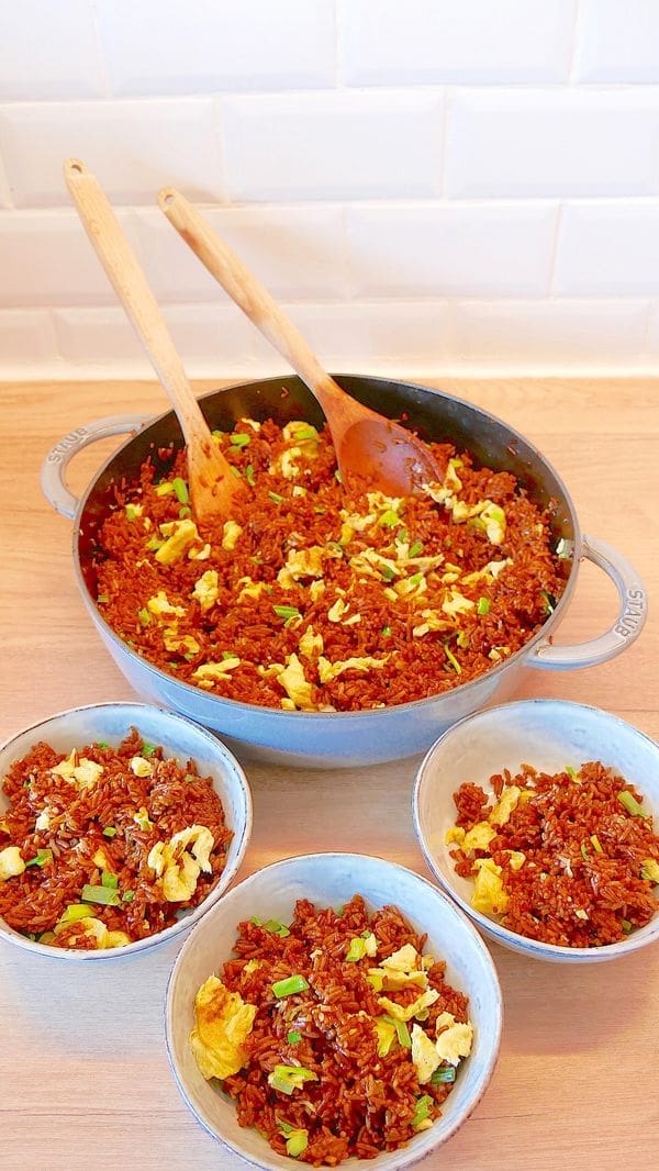 découvrez des recettes végétariennes rapides et savoureuses pour régaler vos papilles en un rien de temps. idéales pour les repas de semaine ou les dîners improvisés, ces idées de plats sains et simples à préparer plairont à toute la famille.