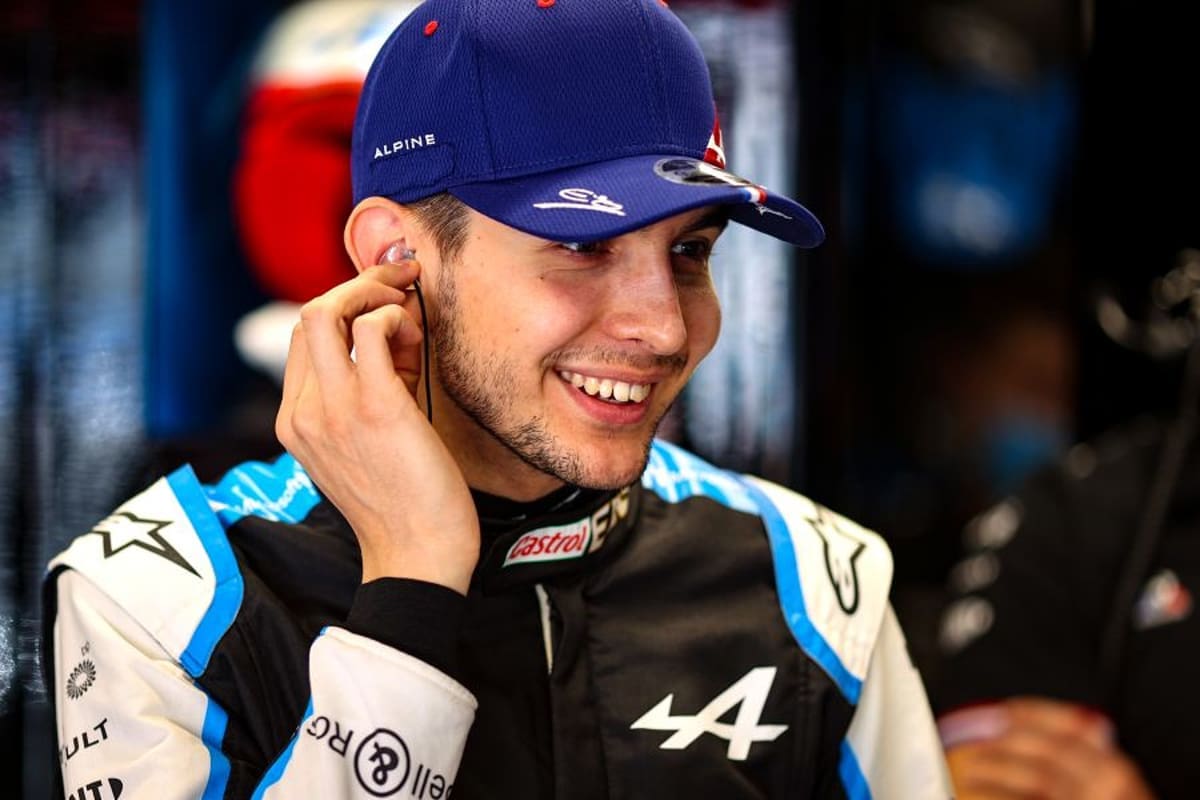 découvrez les sacrifices inspirants d'esteban ocon, pilote de f1, qui a surmonté de nombreux défis pour atteindre le sommet de son sport. plongez dans son parcours remarquable et son dévouement au monde de la course automobile.