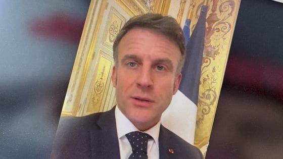 découvrez le témoignage poignant d'ebony sur son expérience face au racisme. un récit sincère qui met en lumière les défis et les luttes au quotidien, tout en appelant à la réflexion et à la solidarité pour un monde meilleur.