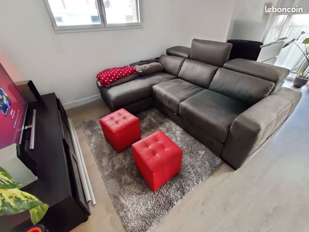 découvrez nos avis sur poltronesofà, un leader du meuble italien. analysez les retours d'expérience de nos clients sur la qualité, le confort et le design de leurs canapés et fauteuils. trouvez le mobilier idéal pour votre intérieur grâce à nos recommandations éclairées.
