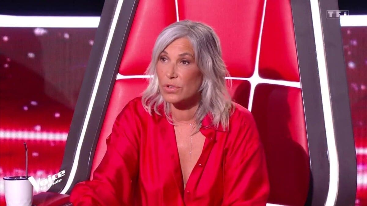 découvrez des détails surprenants sur l'émission the voice, des anecdotes inattendues aux révélations exclusives sur les coulisses, qui enrichissent votre expérience de ce talent-show incontournable. ne manquez pas ces informations fascinantes qui vous plongeront encore plus au cœur de la musique et des performances des candidats.