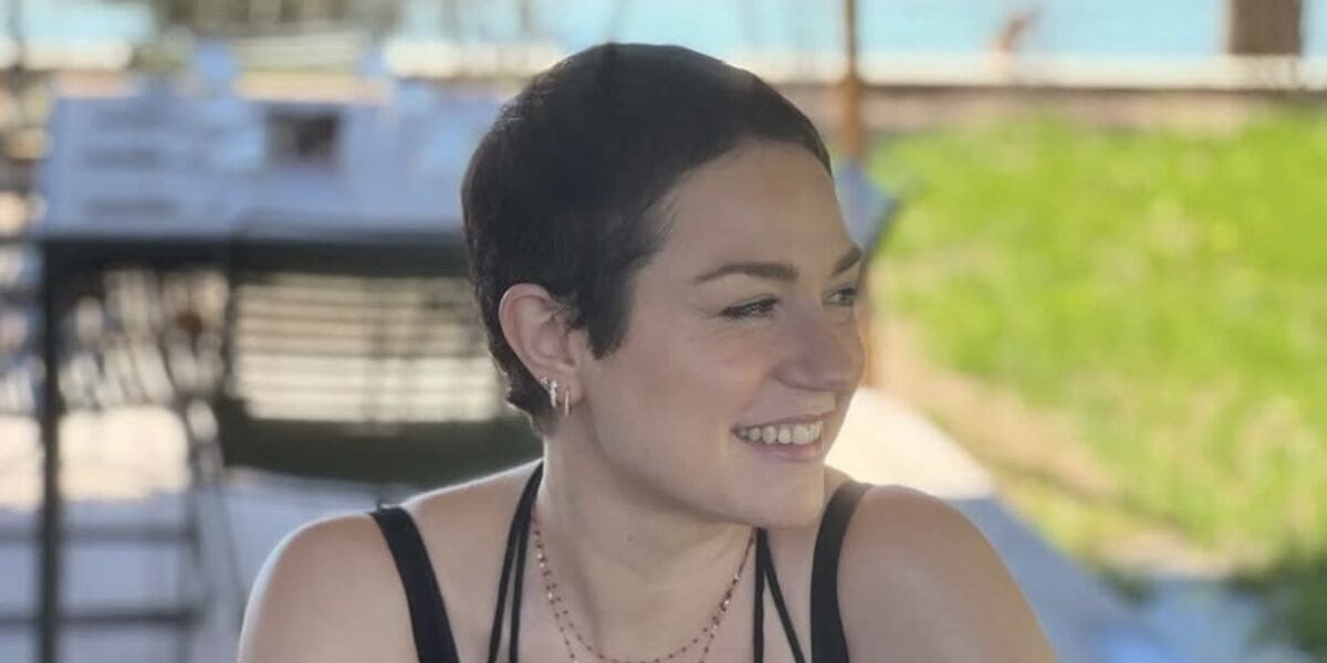 découvrez un hommage touchant à émilie dequenne, une actrice talentueuse qui a marqué le cinéma français par ses performances captivantes et son charisme unique. plongez dans son parcours exceptionnel et son impact inoubliable sur le grand écran.