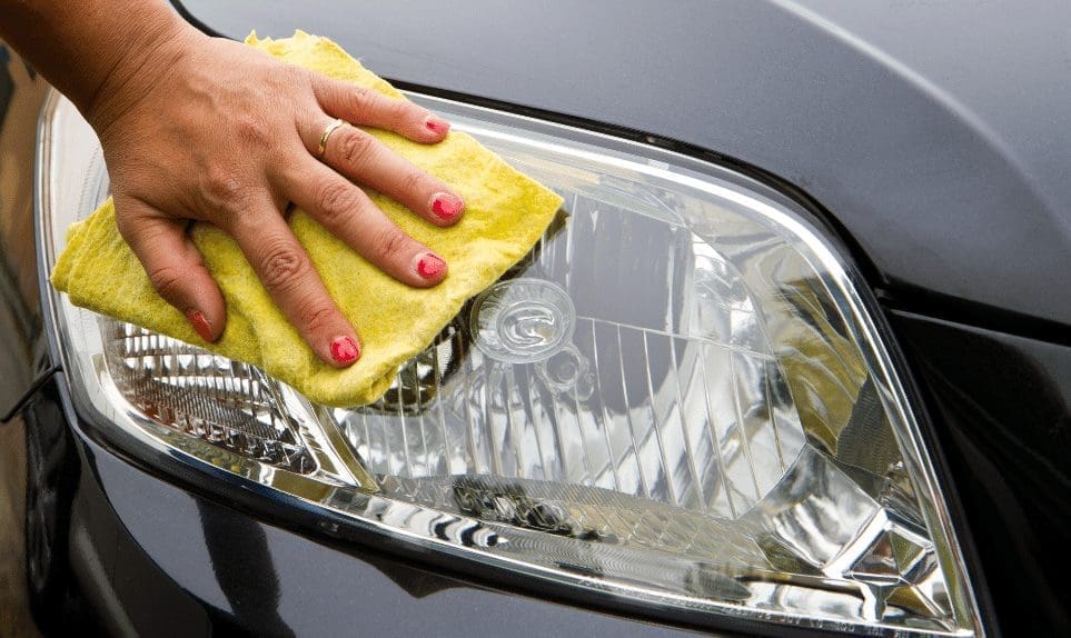découvrez nos services de nettoyage de phares pour améliorer la visibilité de votre véhicule et garantir votre sécurité sur la route. redonnez éclat et clarté à vos phares grâce à notre expertise professionnelle.