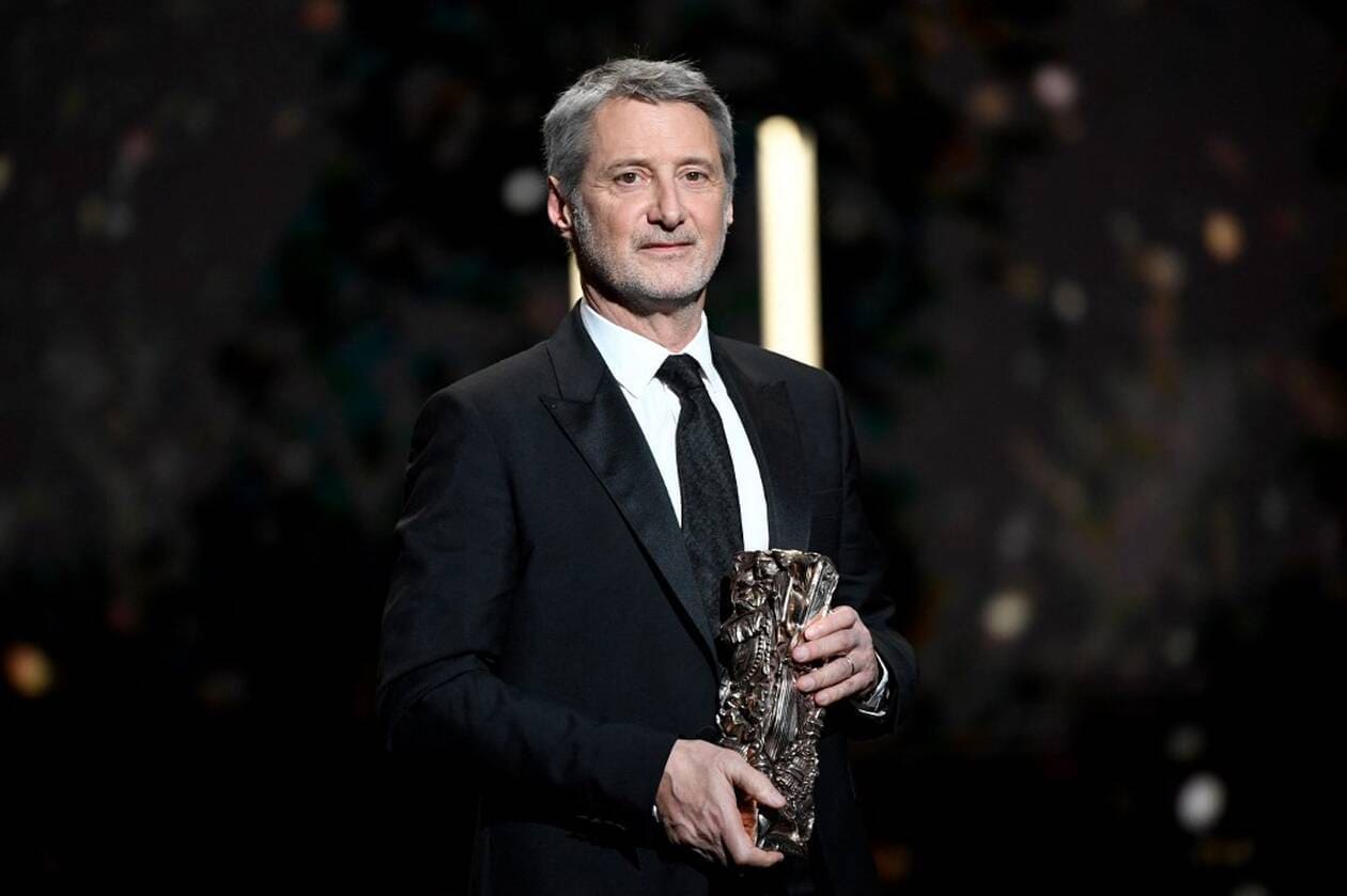 découvrez les coulisses du projet secret d'antoine de caunes, une aventure captivante qui mélange créativité et mystère. plongez dans l'univers fascinant de cet artiste emblématique et explorez les révélations étonnantes qui entourent cette initiative inédite.