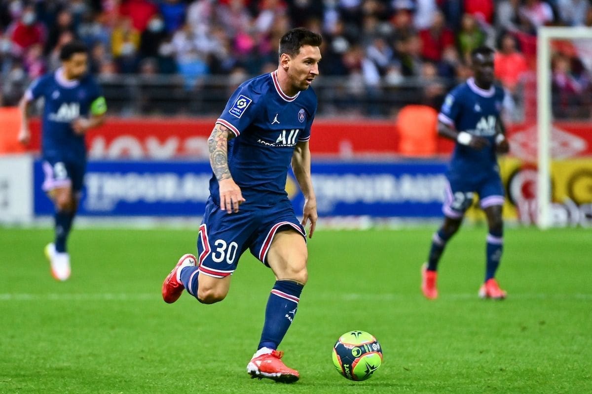 découvrez les secrets de carrière des étoiles du psg, leurs parcours inspirants, les défis surmontés et les stratégies qui les ont amenés au sommet du football. plongez dans l'univers fascinant des joueurs parisiens et apprenez comment ils ont façonné leur succès.