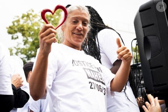 découvrez le lien unique entre un père et son fils dans 'silence père fils', une exploration touchante des non-dits, des souvenirs partagés et des relations intergénérationnelles. plongez dans une histoire émouvante qui révèle la profondeur des silences et des émotions inexprimées.