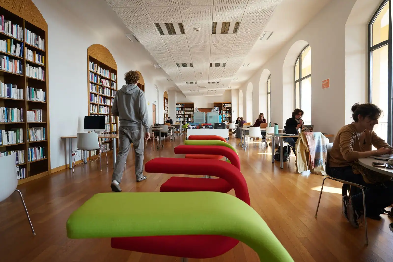 découvrez les trésors cachés de la bibliothèque de nancy, un véritable patrimoine culturel où livres anciens, manuscrits précieux et archives uniques vous plongent dans l'histoire et la richesse de la connaissance. explorez un univers littéraire fascinant au cœur de la lorraine.