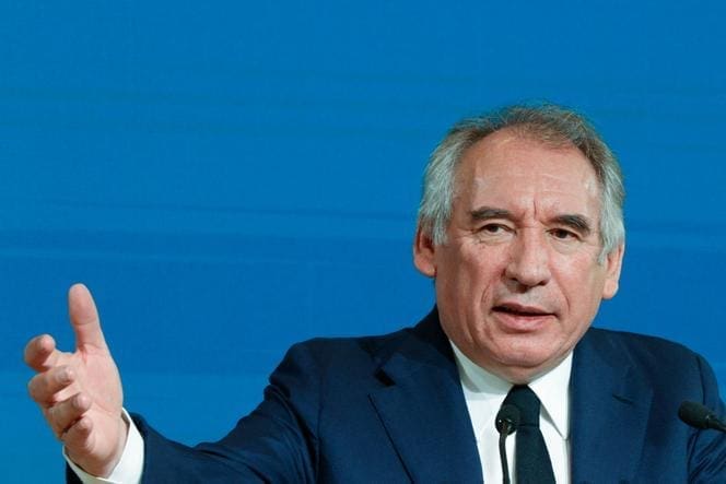 découvrez l'entretien exclusif entre françois bayrou et marine le pen, où ils abordent les enjeux politiques actuels, leurs visions divergentes de la france et les perspectives d'avenir pour le pays dans un contexte de tensions croissantes.