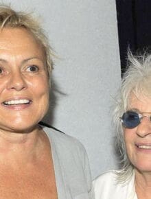 découvrez le style unique de catherine lara à travers ses lunettes de soleil emblématiques. alliez élégance et protection solaire avec cette collection qui reflète la personnalité de l'artiste. plongez dans l'univers fashion de catherine lara et trouvez la paire parfaite pour sublimer votre look.