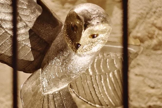 découvrez le monde fascinant de la chouette d'or, une quête mystérieuse mêlant aventure et énigmes. plongez dans cette chasse au trésor emblématique qui a captivé des générations, alliant culture, histoire et plaisir intellectuel.