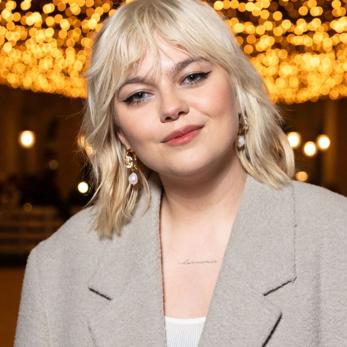 découvrez 'réconfort', le dernier projet musical de louane, où émotions et mélodies s'entrelacent pour offrir une expérience unique. plongez dans un univers tendre et réconfortant avec des textes profonds et une voix envoûtante.