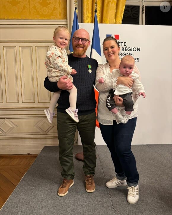 découvrez le tendre souvenir que lucile partage avec jérôme, une histoire d'amitié et de moments précieux qui marqueront vos cœurs. plongez dans leurs souvenirs et vivez une expérience émotive.