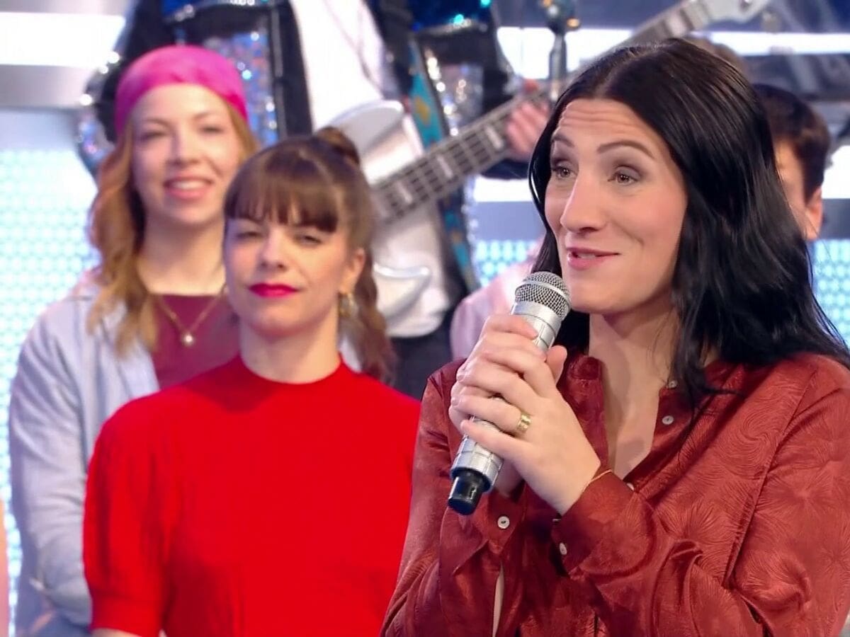 découvrez l'émotion de natacha dans l'épisode inoubliable de 'n'oubliez pas les paroles'. revivez son histoire et son talent exceptionnel qui ont captivé le public, entre performances mémorables et adieux touchants.