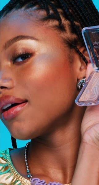 découvrez notre sélection de produits français pour maquilleurs, alliant qualité et innovation. parfaits pour les professionnels comme pour les amateurs, nos cosmétiques vous garantissent un résultat sublime et une application facile. optez pour l'élégance à la française dans votre trousse de maquillage!