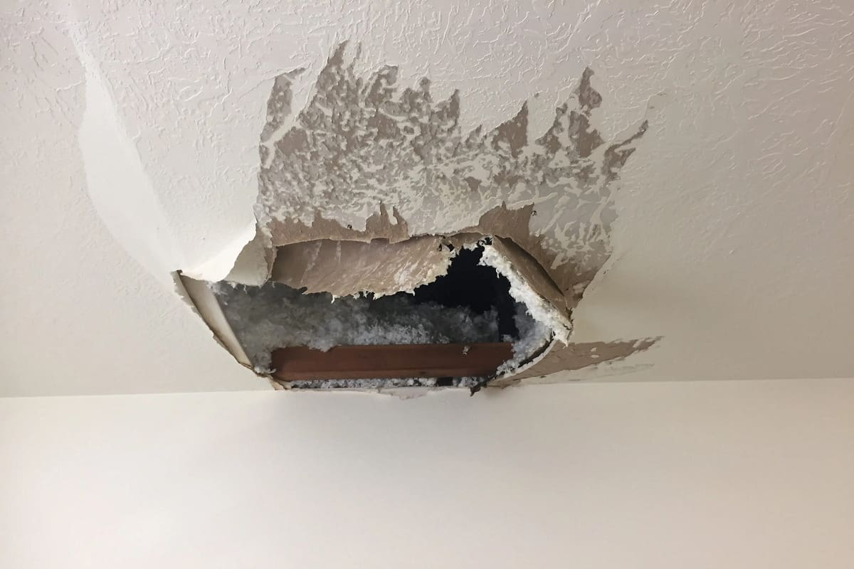 découvrez notre service de protection contre les dégâts des eaux, conçu pour préserver votre domicile et vos biens des risques d'inondation et d'humidité. assurez-vous une tranquillité d'esprit avec une couverture adaptée à vos besoins.