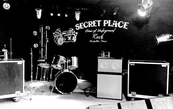 découvrez les trésors cachés de montpellier ! plongez dans des lieux secrets et insolites où l'authenticité de la ville s'exprime à travers son histoire, sa culture et son ambiance unique. un guide indispensable pour les curieux et les aventuriers en quête d'expériences inoubliables.