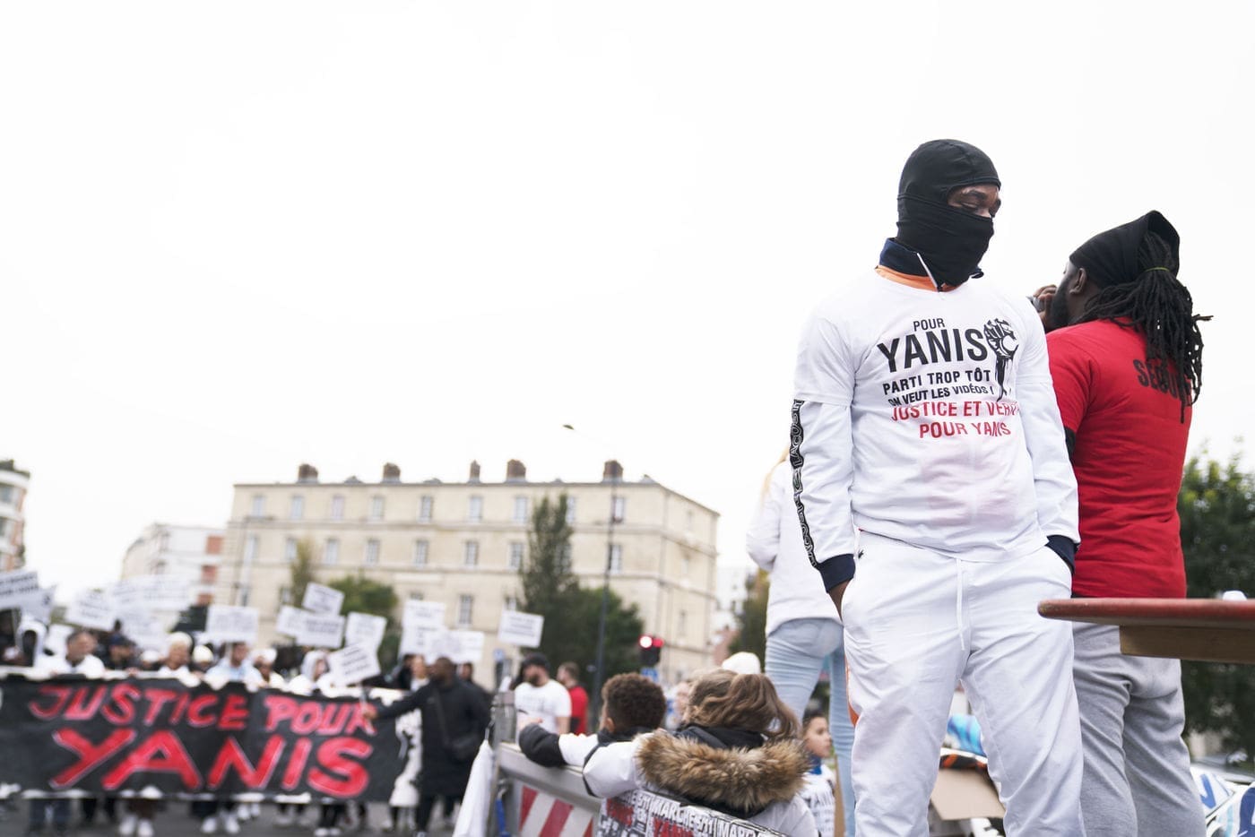 découvrez yanise justice, une figure inspirante du monde de la justice, engagée pour l'équité et la défense des droits. plongez dans son parcours et son impact sur le système judiciaire.