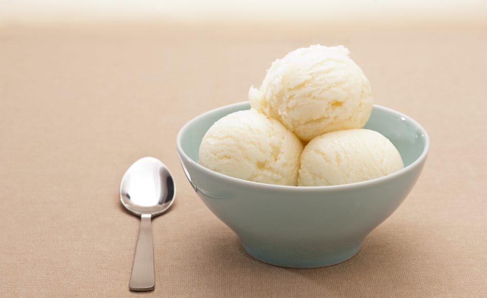 découvrez notre délicieuse sélection de glaces vanille, alliant onctuosité et saveurs authentiques. parfaites pour les chaudes journées d'été ou comme dessert gourmand, nos glaces artisanales raviront vos papilles. faites le plein de fraîcheur et savourez chaque cuillerée !