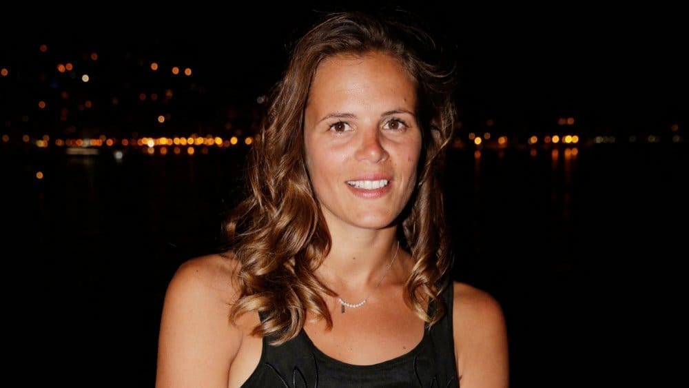 découvrez la nouvelle image publiée par manaudou mettant en avant manon. une plongée exclusive dans leur univers et une belle complicité à travers cette photo inspirante.