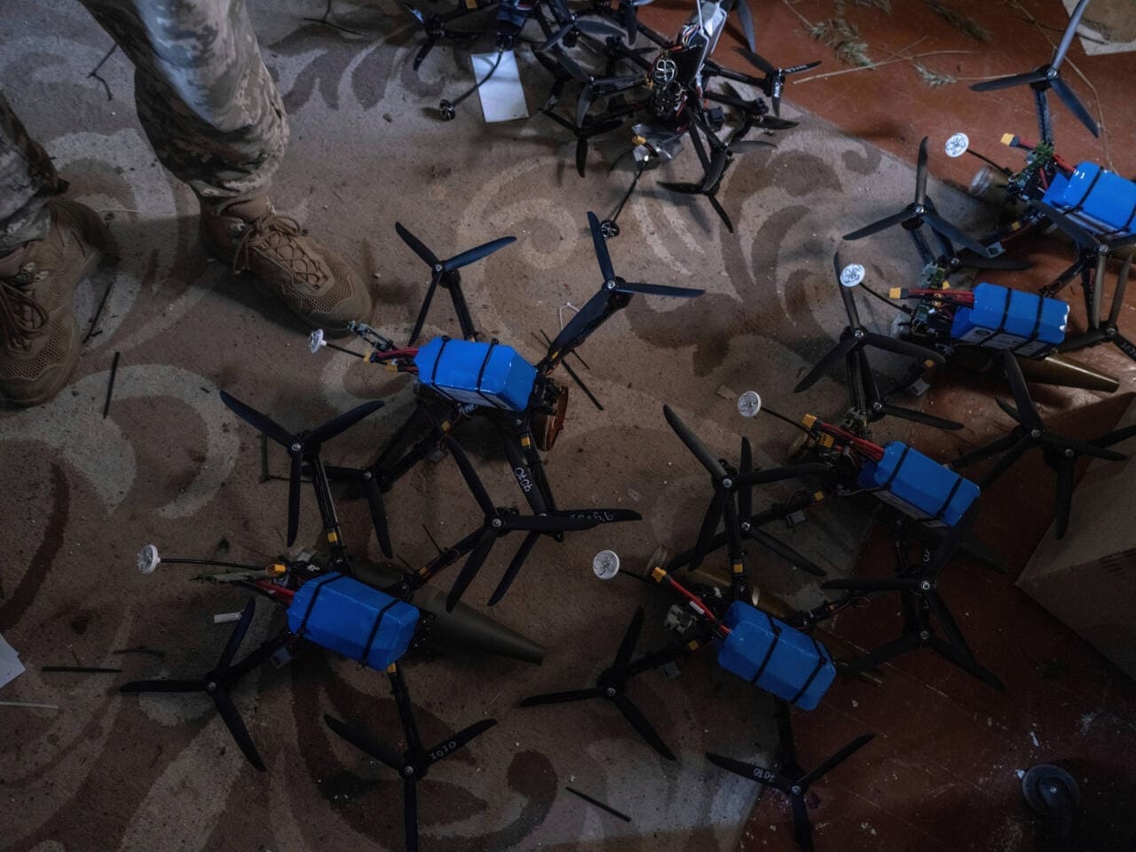 découvrez l'opération toile d'araignée, une stratégie innovante pour optimiser votre réseau et renforcer vos connexions personnelles et professionnelles. explorez les étapes clés de cette méthode efficace pour tisser des liens durables et fructueux.