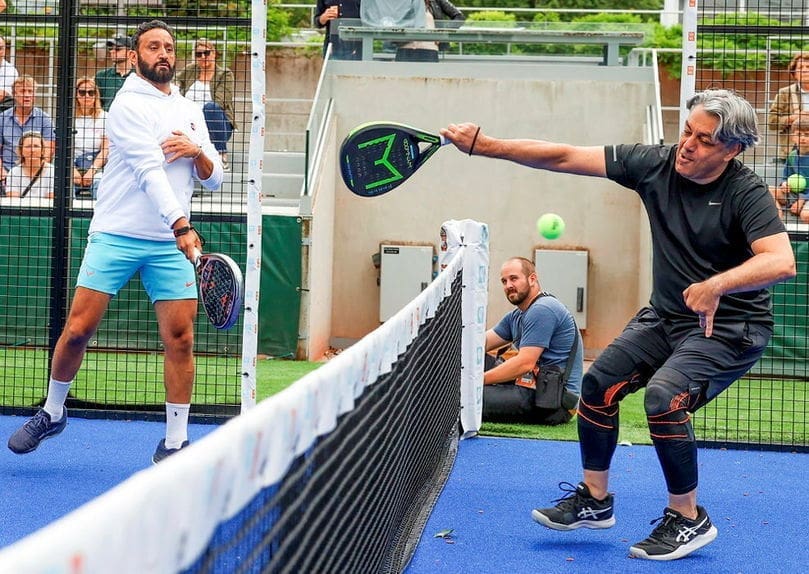 découvrez comment le psg, en tant que champion d'europe, utilise le padel comme clé secrète pour atteindre de nouveaux sommets sportifs. plongez dans l'univers fascinant du sport, de la stratégie et des inspirations qui propulsent le club vers la victoire.