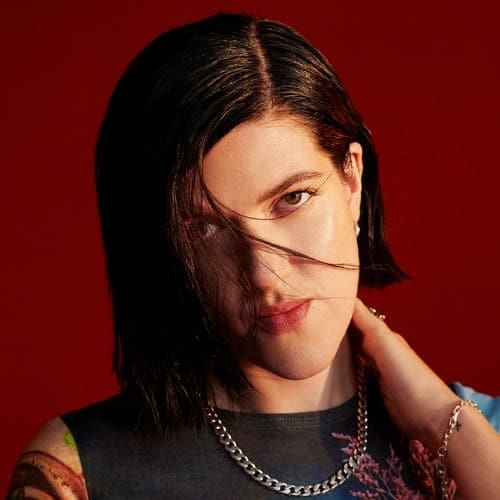 découvrez romy 2025, un voyage captivant dans un futur où la technologie et les émotions s'entrelacent. plongez dans une histoire fascinante qui explore les limites de l'humanité et les possibilités infinies de demain.