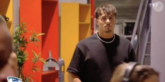 découvrez les dernières révélations sur les sanctions imposées à damien dans secret story. plongez dans l'univers du jeu et ses intrigues, et restez informé des conséquences des actions du candidat.