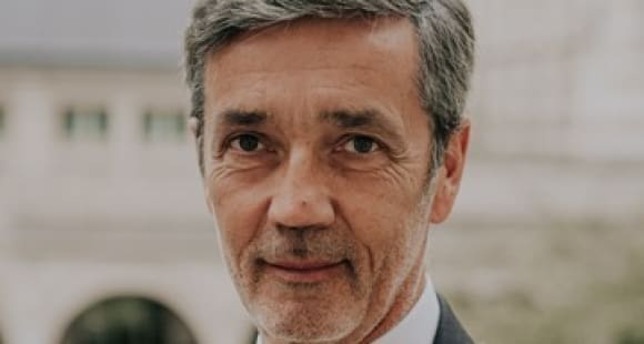 découvrez les raisons derrière l'absence de joël dans notre dernier article. une analyse complète pour comprendre les circonstances et les impacts de son absence. ne manquez pas cette explication détaillée qui éclaire la situation.