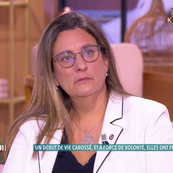 découvrez le parcours émouvant de perrine à travers son célibat, une histoire de découvertes personnelles, de défis et de l'amour de soi. plongez dans une réflexion sur la solitude et la recherche du bonheur au-delà des relations amoureuses.