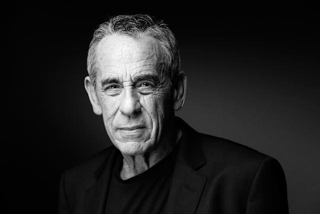 découvrez les circonstances et les réactions suite au décès de thierry ardisson, l'animateur emblématique de la télévision française, connu pour son franc-parler et ses interviews percutantes. un hommage à sa carrière et à son impact sur le paysage médiatique.