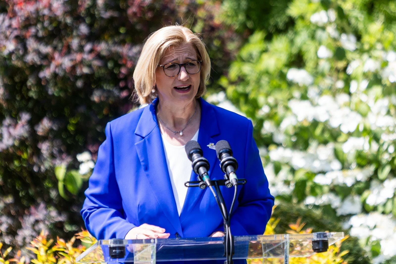 souhaitez un joyeux anniversaire à ugo avec une déclaration touchante et personnalisée. trouvez l'inspiration pour exprimer vos sentiments à travers des mots chaleureux et mémorables.