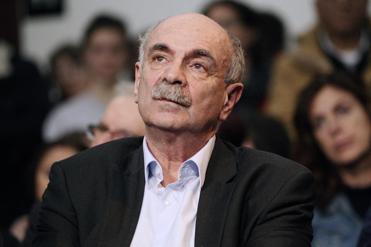 découvrez la réaction de marianne face aux accusations de racisme qui ont suscité de vives discussions. analyse des déclarations, contexte et enjeux sociaux au cœur de ce débat.