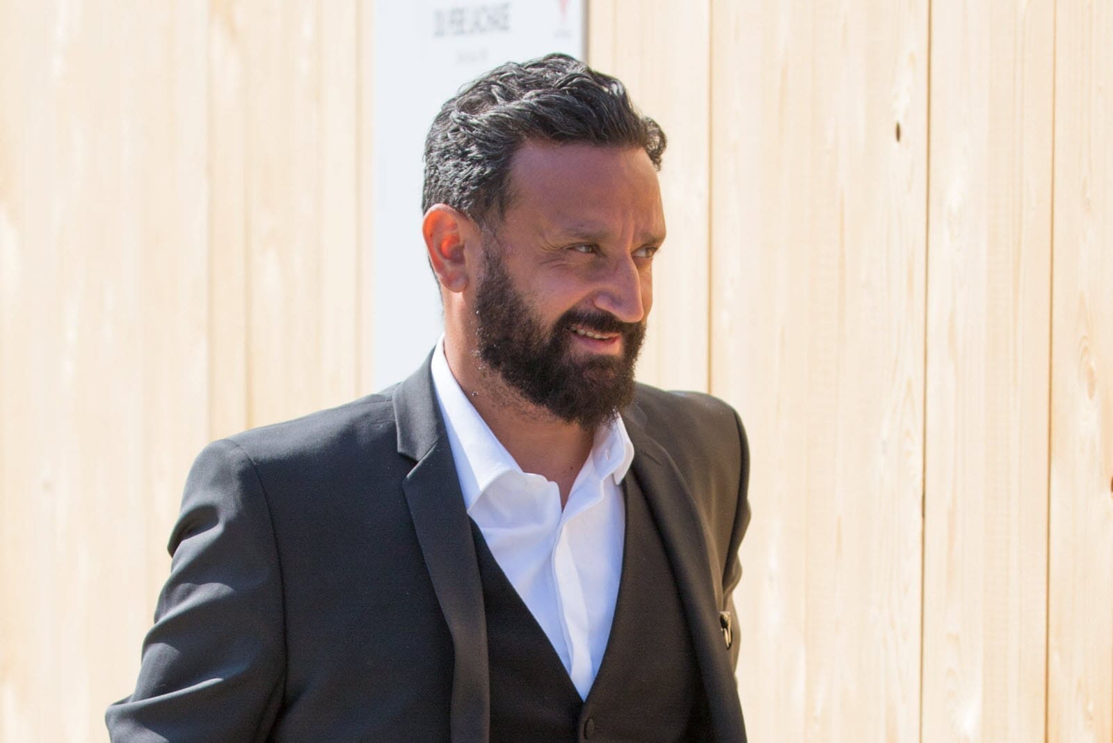 découvrez la nouvelle émission de cyril hanouna : infos, concept, invités, horaires et chaîne. toutes les nouveautés à ne pas manquer sur le show événement.
