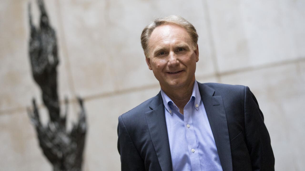 découvrez les chiffres de ventes impressionnants de dan brown, l'auteur à succès derrière des best-sellers mondiaux comme 'da vinci code' et 'anges et démons'.
