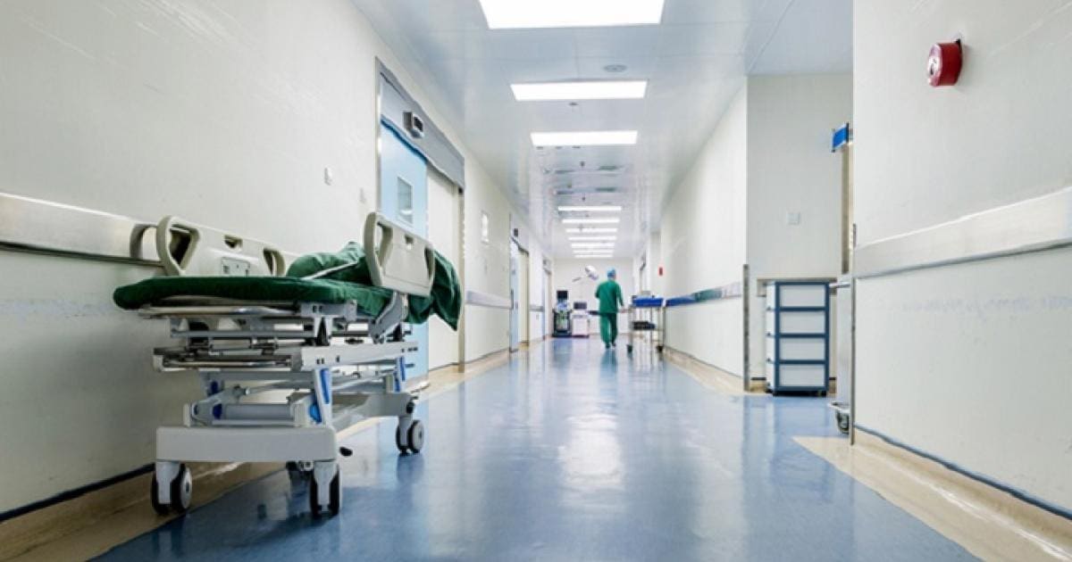 découvrez les différentes sanctions applicables au personnel hospitalier, les procédures disciplinaires, et les droits des agents face à une sanction dans le secteur hospitalier en france.