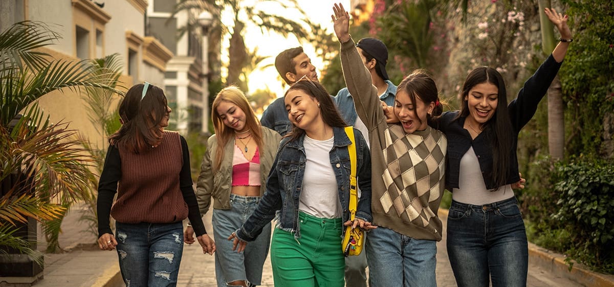 participez à nos soirées bien-être pour adolescents : des moments dédiés à la détente, au développement personnel et à la convivialité dans un cadre sécurisé et bienveillant.