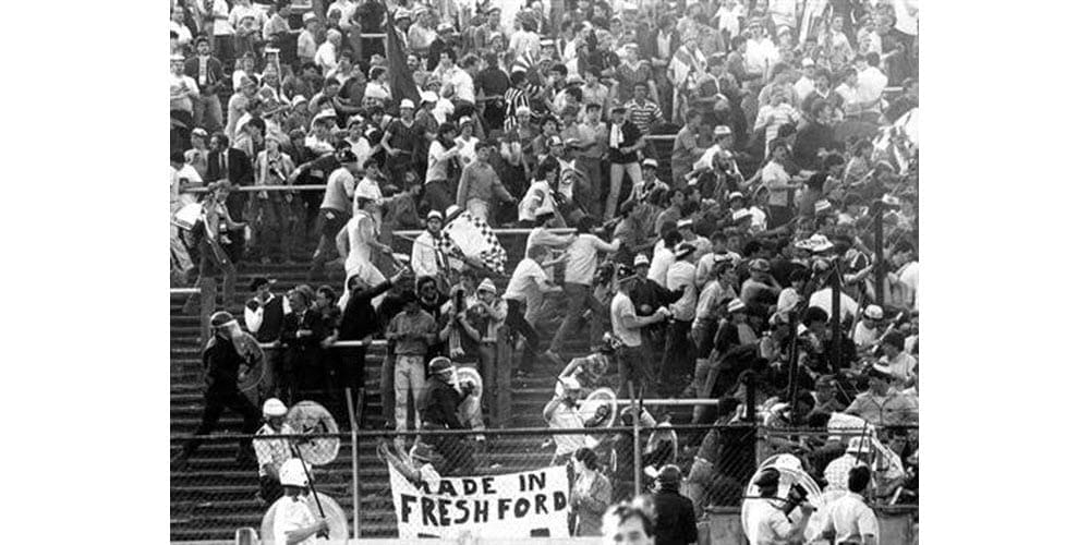 découvrez les événements marquants et les conséquences de la tragédie de 1985, une année qui a bouleversé l’histoire et marqué les esprits par des drames inoubliables.