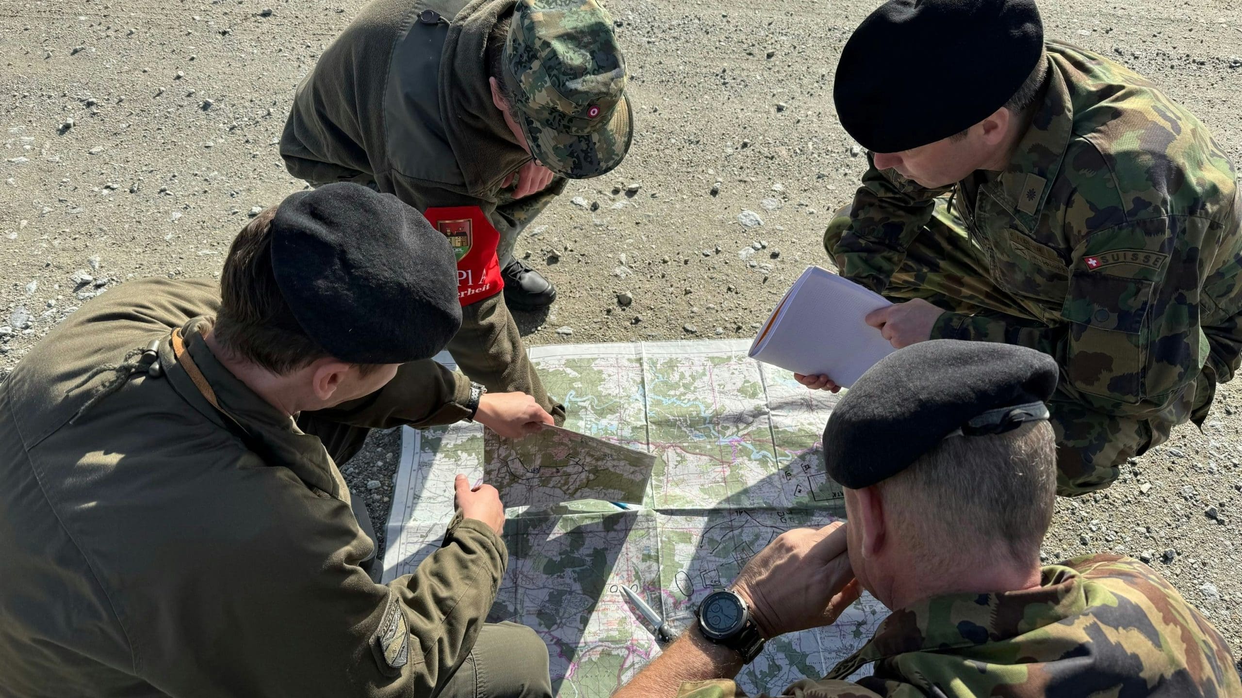 découvrez les détails de l'accord entre berne et l'armée américaine, ses enjeux, ses objectifs et les implications pour la suisse et la coopération internationale.