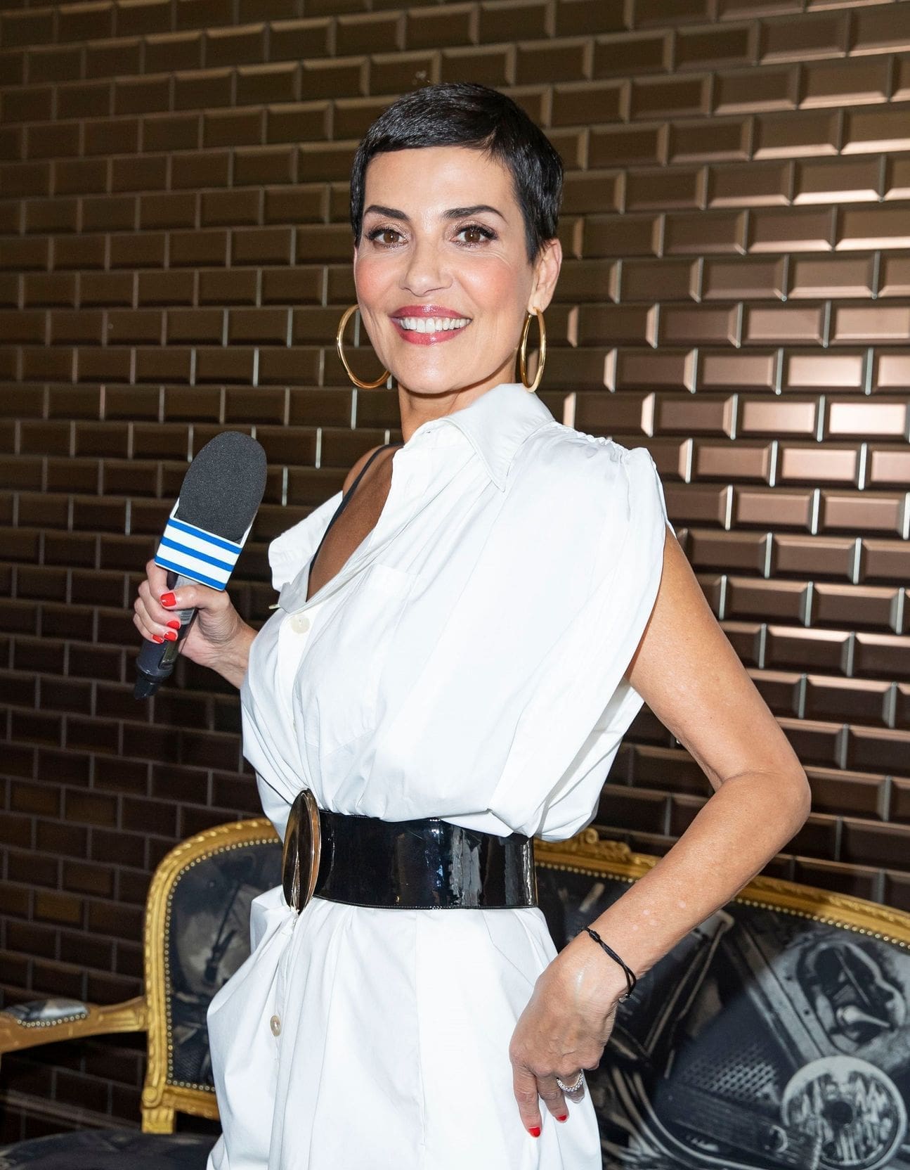 découvrez les meilleures astuces minceur de cristina cordula pour perdre du poids facilement, adopter une alimentation saine et retrouver confiance en vous avec ses conseils professionnels.