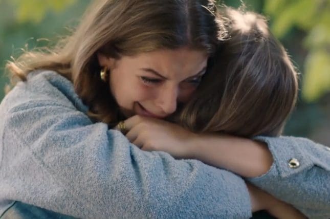 découvrez le secret de carla enfin révélé ! plongez dans une histoire captivante où confidences et rebondissements vous attendent. ne manquez aucun détail de cette révélation exclusive.