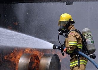 découvrez l'importance de la confidentialité chez les pompiers : protection des données personnelles, respect du secret professionnel et cadre légal dans l'exercice de leurs missions.